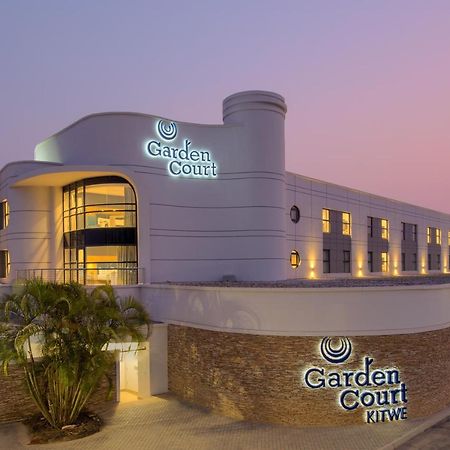 Garden Court Kitwe Hotel Bagian luar foto