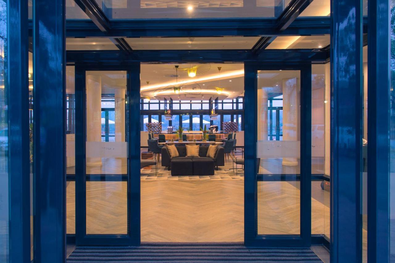 Garden Court Kitwe Hotel Bagian luar foto