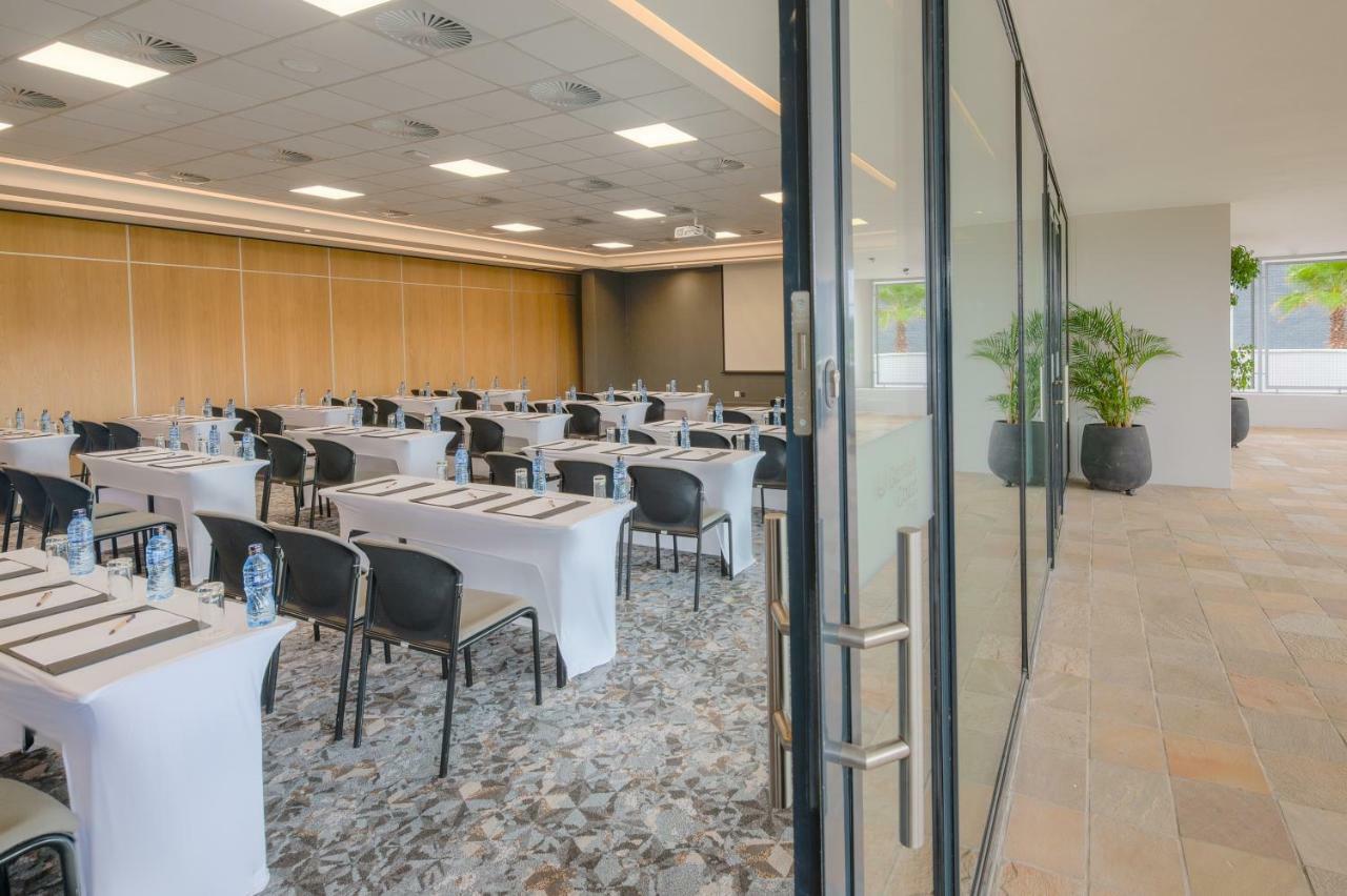 Garden Court Kitwe Hotel Bagian luar foto